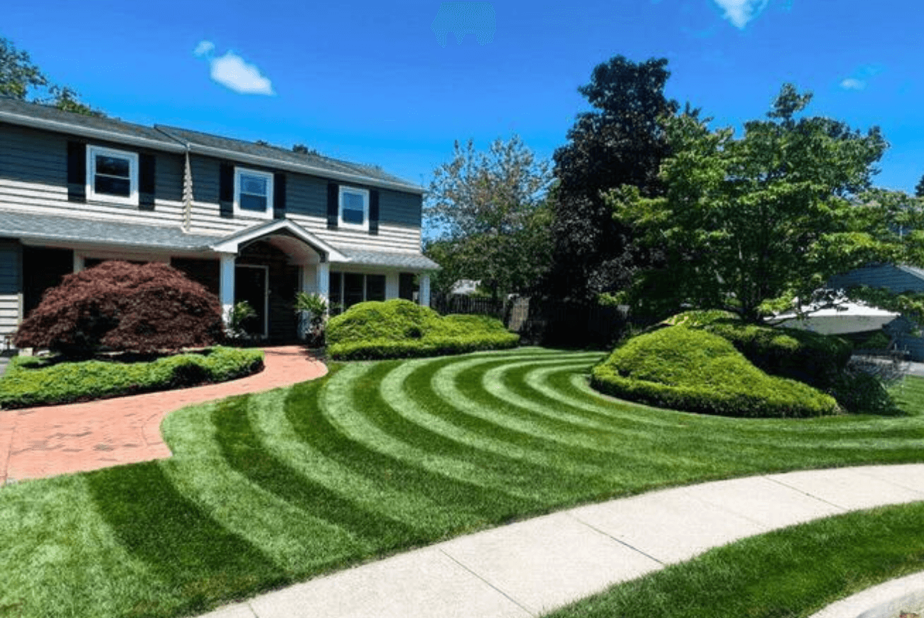 the-best-lawn-mowing-patterns-and-techniques-for-fall-jonathan-green