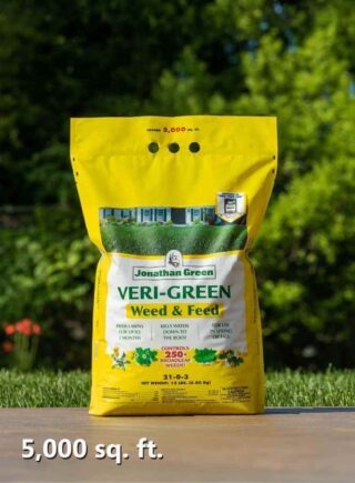 Weed_and_Feed_bag_in_grass_bag_of_Veri_Green_Weed_and_Feed